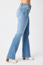 Load image into Gallery viewer, Mid-Rise Waist Straight Jeans