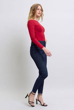 Load image into Gallery viewer, Judy Blue  Heart Shaped Back Pockets Skinny Jeans