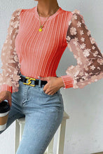 Load image into Gallery viewer, Dreamy Textured Applique Long Sleeve Blouse