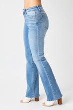 Load image into Gallery viewer, Mid-Rise Waist Straight Jeans