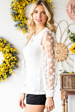 Load image into Gallery viewer, Dreamy Textured Applique Long Sleeve Blouse