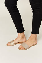 Load image into Gallery viewer, Rhinestone Open Toe Flat Sandals