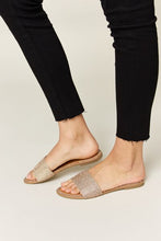 Load image into Gallery viewer, Rhinestone Open Toe Flat Sandals