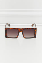 Load image into Gallery viewer, Square Polycarbonate Sunglasses