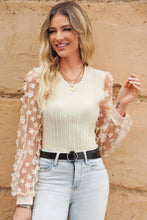 Load image into Gallery viewer, Dreamy Textured Applique Long Sleeve Blouse