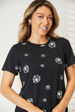 Load image into Gallery viewer, Dandelion Print Round Neck T-Shirt