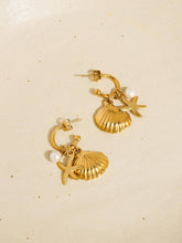 Load image into Gallery viewer, Marlène 18K Gold Non-Tarnish Sea Shell and Star Earring