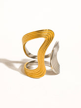 Load image into Gallery viewer, Xena 18K Gold Non-Tarnish Wavy Abstract Ring