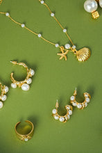 Load image into Gallery viewer, Capella 18K Gold Seashell &amp; Sea Star Pearl Necklace