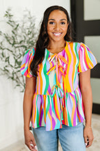Load image into Gallery viewer, Chromatide Puff Sleeve Blouse in Mint/Orange