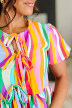 Load image into Gallery viewer, Chromatide Puff Sleeve Blouse in Mint/Orange
