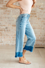 Load image into Gallery viewer, Olivia High Rise Wide Leg Crop Jeans in Medium Wash