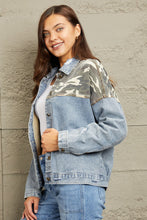 Load image into Gallery viewer, Washed Denim Camo Contrast Jacket