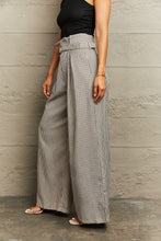 Load image into Gallery viewer, Plaid Wide Leg Pants