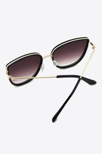 Load image into Gallery viewer, Rim Metal-Plastic Hybrid Frame Sunglasses