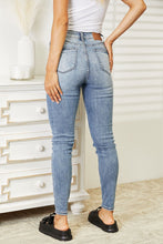 Load image into Gallery viewer, High Waist Tummy Control Vintage Skinny Jeans