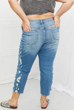 Load image into Gallery viewer, Laila  Straight Leg Distressed Jeans