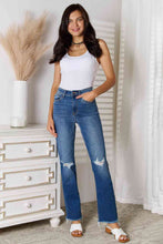 Load image into Gallery viewer, Distressed Raw Hem Jeans