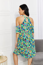 Load image into Gallery viewer, Perfect Paradise Printed Cold-Shoulder Dress