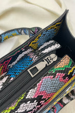 Load image into Gallery viewer, Snakeskin Print PU Leather Handbag