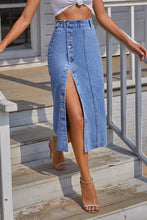 Load image into Gallery viewer, Split Buttoned Denim Skirt