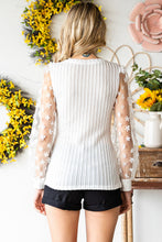 Load image into Gallery viewer, Dreamy Textured Applique Long Sleeve Blouse