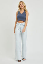 Load image into Gallery viewer, Ultra High Waist Wide Leg Jeans