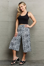 Load image into Gallery viewer, Leopard High Waist Flowy Wide Leg Pants with Pockets