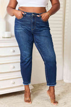 Load image into Gallery viewer, High Waist Released Hem Slit Jeans