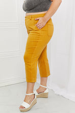 Load image into Gallery viewer, Jayza Straight Leg Cropped Jeans