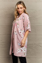 Load image into Gallery viewer, aylor Aurora Rose Floral Kimono