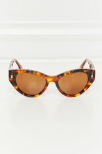 Load image into Gallery viewer, Tortoiseshell Acetate Frame Sunglasses